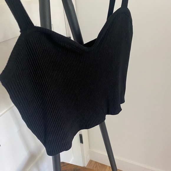 NWOT - Ribbed Crop Top - Picture 4 of 5